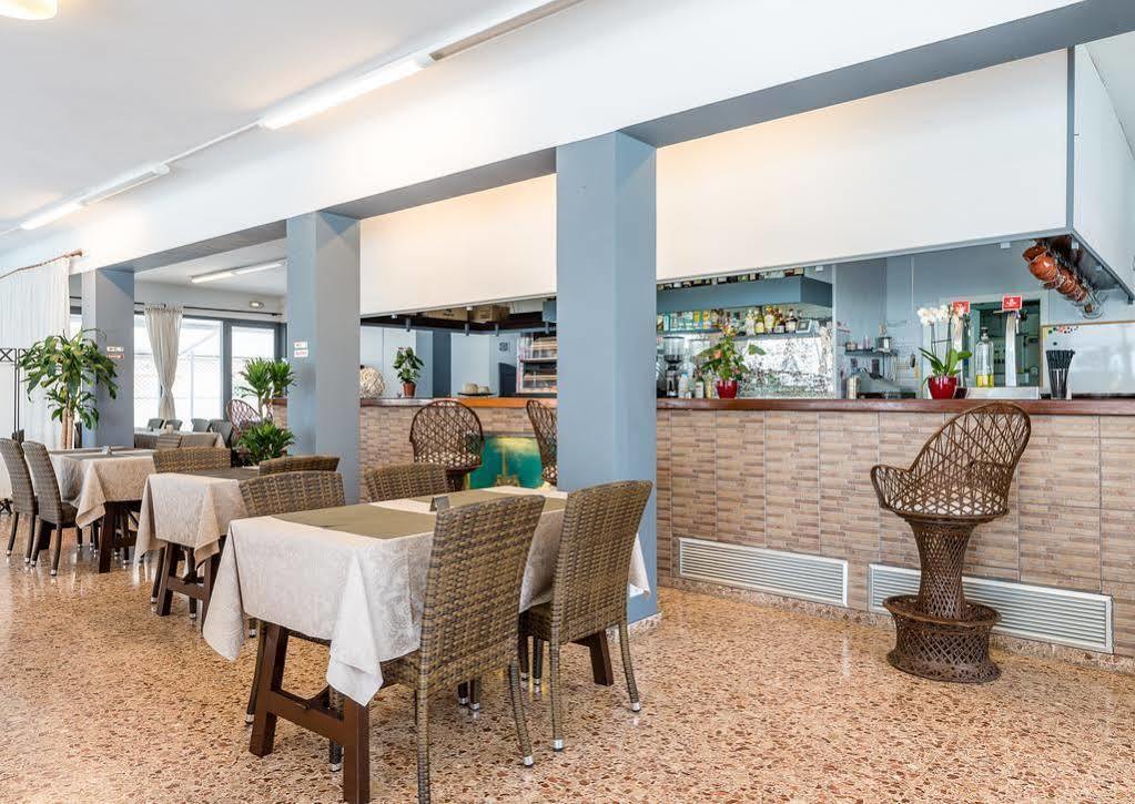 Tabbu Ibiza Apartments Playa d'en Bossa Εξωτερικό φωτογραφία